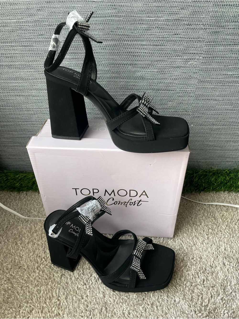 TOP Moda Black Platform Block Heel Sandals with Rhinestone Bows